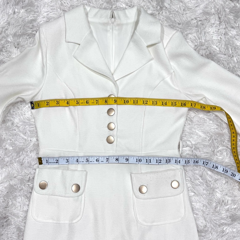 🆕🤍 Off-White Button-Down Dress - Picture 10 of 16